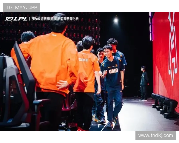 RNG与OMG激战正酣赛场争锋谁能笑到最后精彩对决即将上演